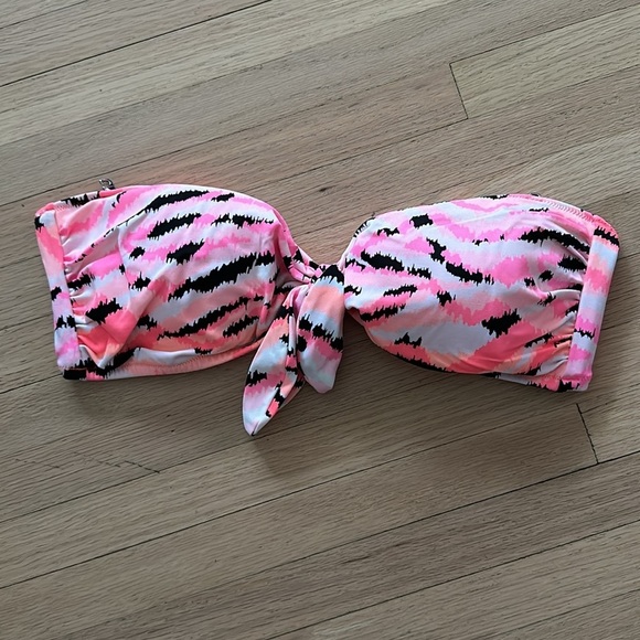 Victoria Secret - Bandeau Pink and Black Bikini Set - Picture 8 of 11